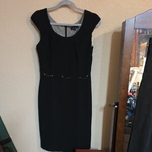 Black Cap-Sleeve Midi Sheath Dress with Chain Detail